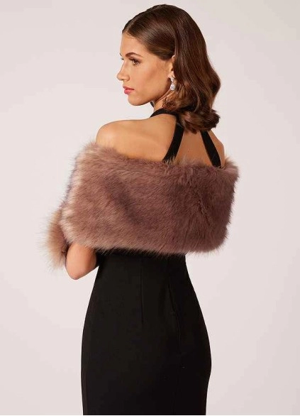 Wocenet Sincerity Faux Fur Wrap