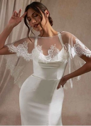 Wocenet Delight Lace Tulle Wrap
