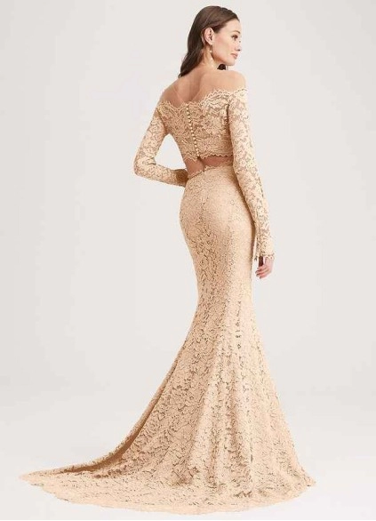 PT101 5 Wocenet Signature Lace Fit-and-flare Skirt