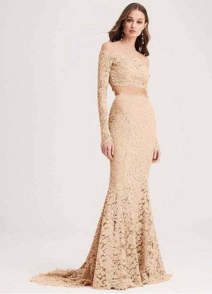 PT101 5 Wocenet Signature Lace Fit-and-flare Skirt
