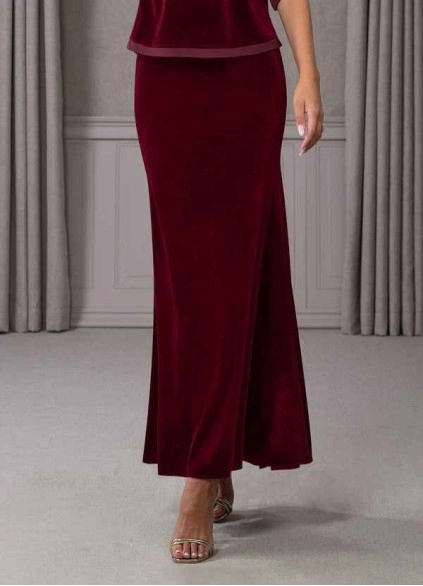 Wocenet Zana Velvet Skirt
 ( Final Sale )