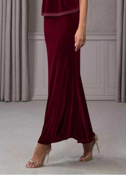Wocenet Zana Velvet Skirt
 ( Final Sale )