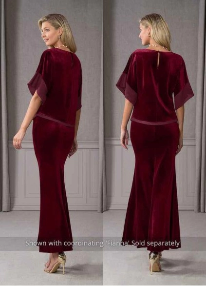 Wocenet Zana Velvet Skirt
 ( Final Sale )