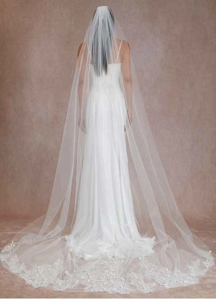 Adela Veil
